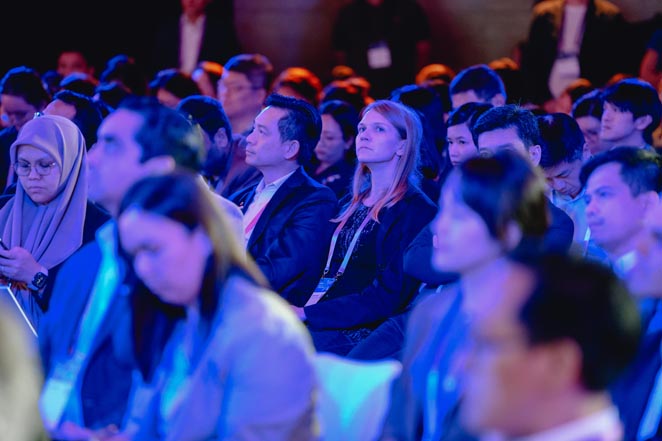 The Future of Work: Jobs and Skills in an AI-Powered World